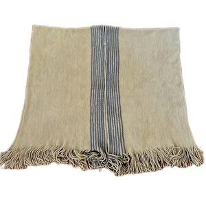 NWOT Ponchos Size M/L Women